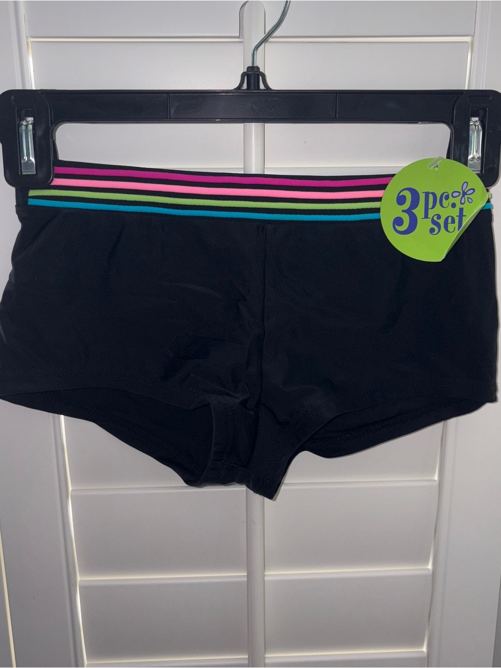 NWT Girl’s Youth Black Swim Shorts Size: 10